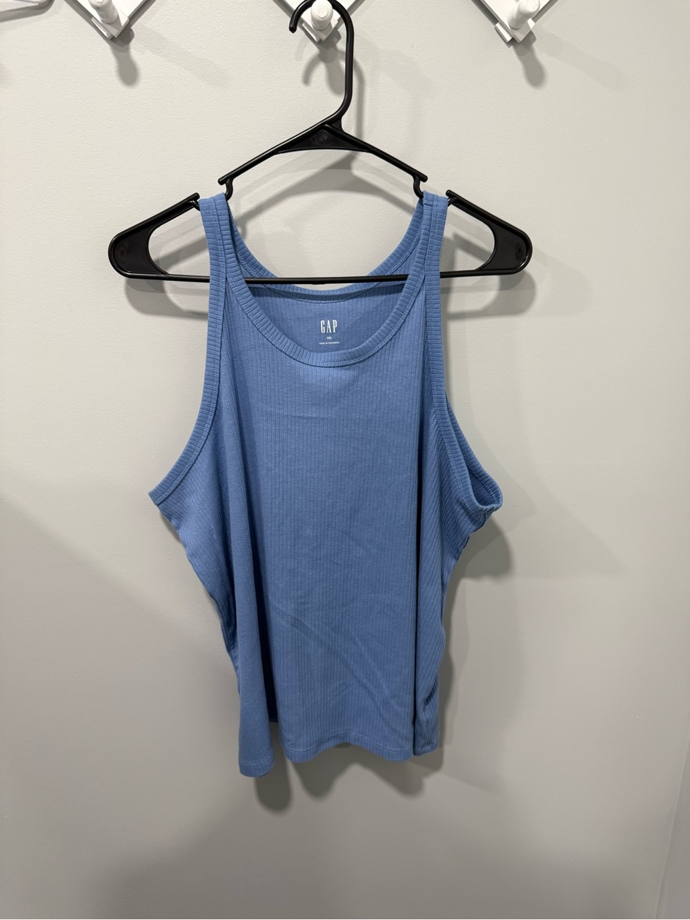 Womens XXL gap ribbed tank